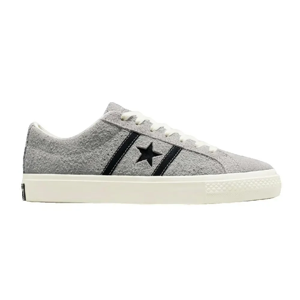 Converse Baskets Converse One Star Academy Pro